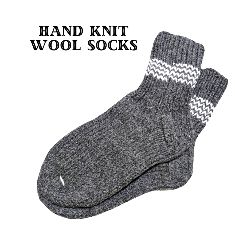 Brand New hand knit wool socks, grey with cute white zigzag design